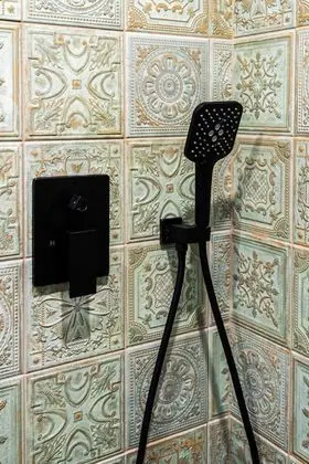 Executive Dağ Evi, 1 En Büyük (King) Boy Yatak, Sıcak Su Havuzu, Avlu Manzaralı