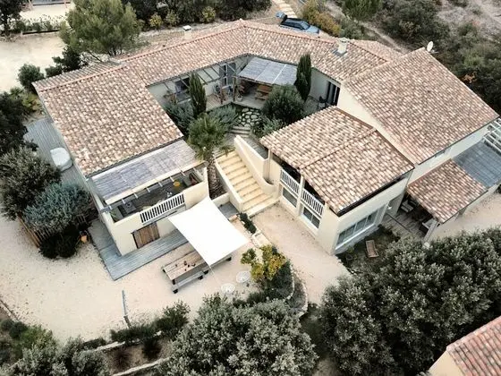 Comfort Tek Büyük Yataklı Oda, Özel Banyo, Bahçe Manzaralı (ES VEDRÀ Aux Baléares)