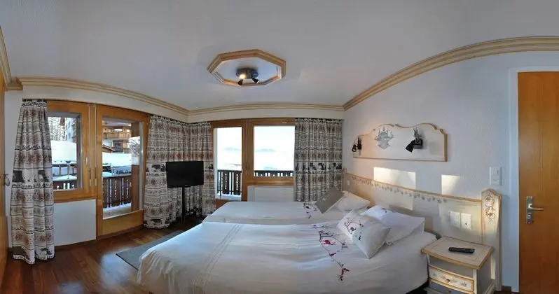 Panoramic Tek Büyük Yataklı Oda