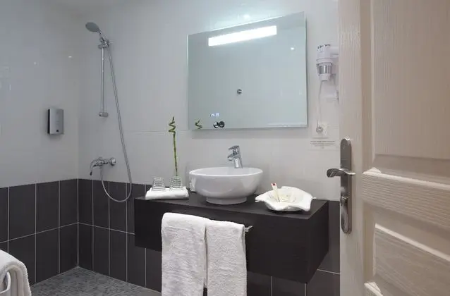 Superior Üç Kişilik Oda