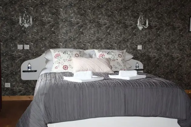 Romantic Tek Büyük Yataklı Oda