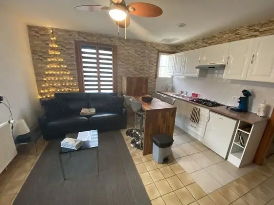 Kır Evi, 2 Yatak Odası, Havuz Manzaralı