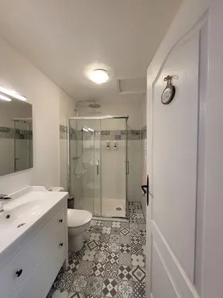 İki Ayrı Yataklı Oda, Özel Banyo (Les Deux Roches)