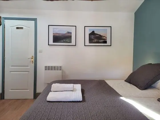 İki Ayrı Yataklı Oda, Özel Banyo (Les Deux Roches)