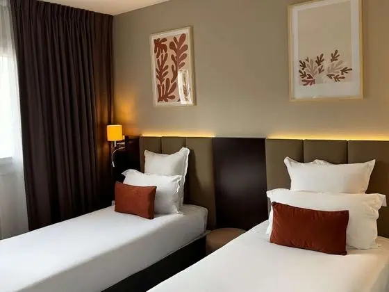 Executive Oda, 2 Tek Kişilik Yatak, Sigara İçilmez, Havuz Manzaralı