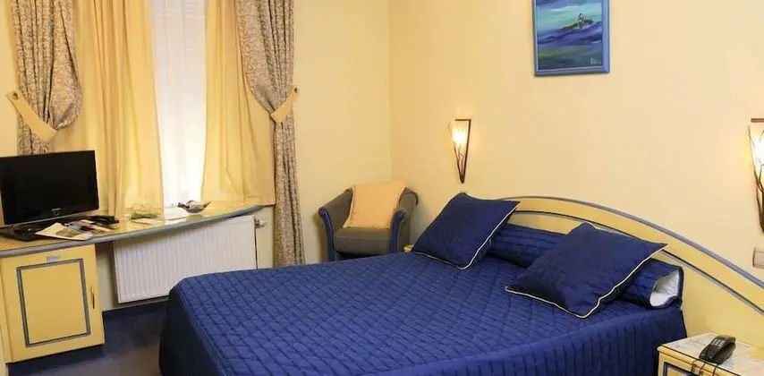 Tek Büyük Yataklı Oda