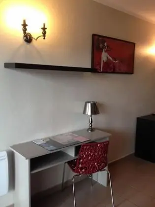Tek Büyük Yataklı Oda, 2 Tek Kişilik Yatak, Sigara İçilmez