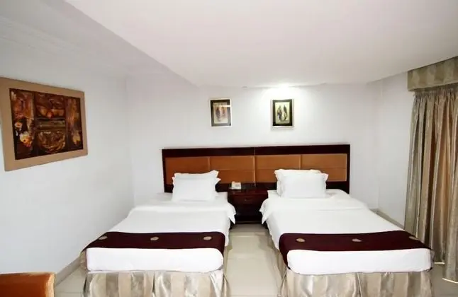 Senior Süit, 1 En Büyük (King) Boy Yatak, Sigara İçilmez, Şehir Manzaralı