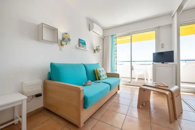 Stüdyo, Balkon