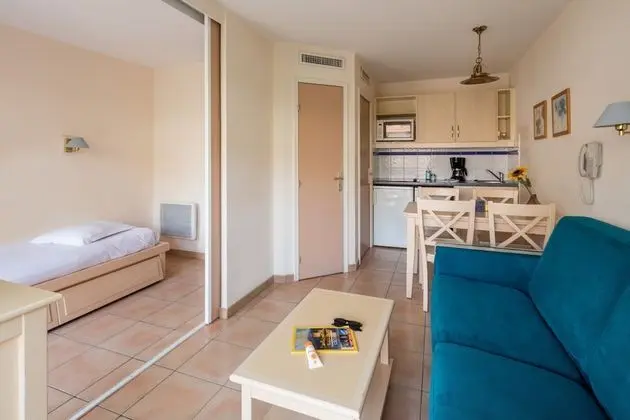 Stüdyo, Balkon