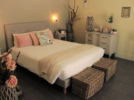 Tek Büyük Yataklı Oda, Banyolu/Duşlu, Avlu Manzaralı (Orangerie)