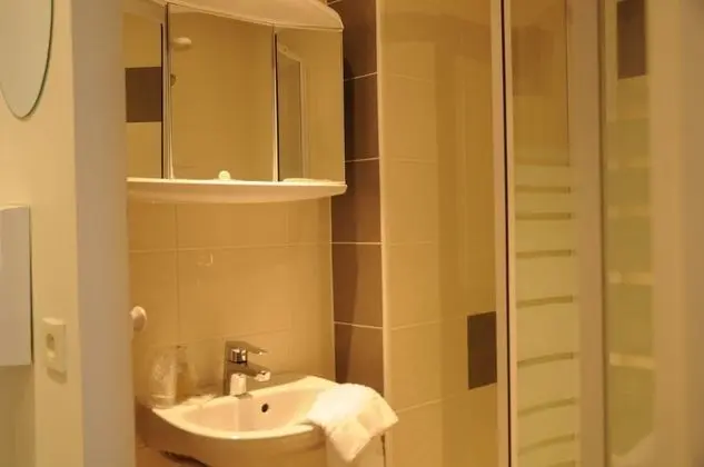 Comfort Tek Büyük Yataklı Oda, 1 Çift Kişilik Yatak