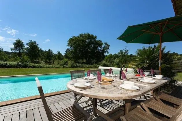 Villa 6 pièces - 12 personnes