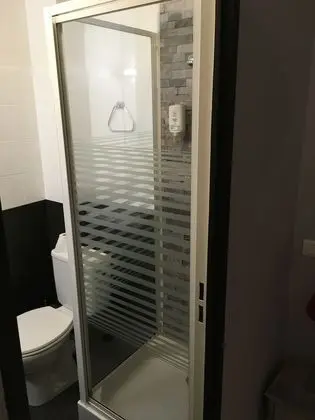 Premium Tek Büyük Yataklı Oda