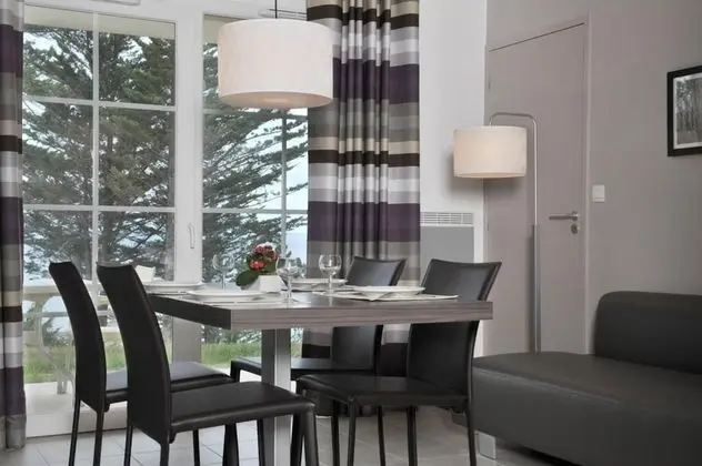 Appartement 2 chambres vue mer (Terrasse Rez de chaussée )