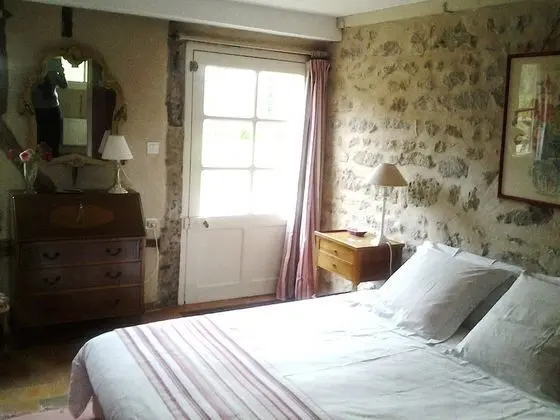 Tek Büyük Yataklı Oda (Rose)