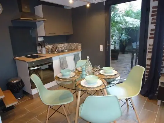 Deluxe Apart Daire, Sıcak Su Havuzu