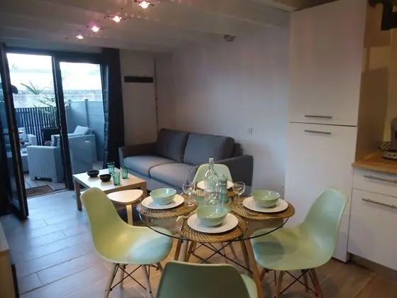 Deluxe Apart Daire, Sıcak Su Havuzu