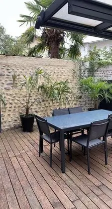 Deluxe Apart Daire, Sıcak Su Havuzu