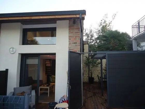 Deluxe Apart Daire, Sıcak Su Havuzu