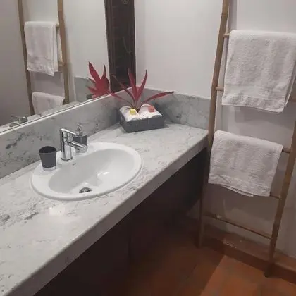 Standard Stüdyo, Sigara İçilmez, Deniz Manzaralı