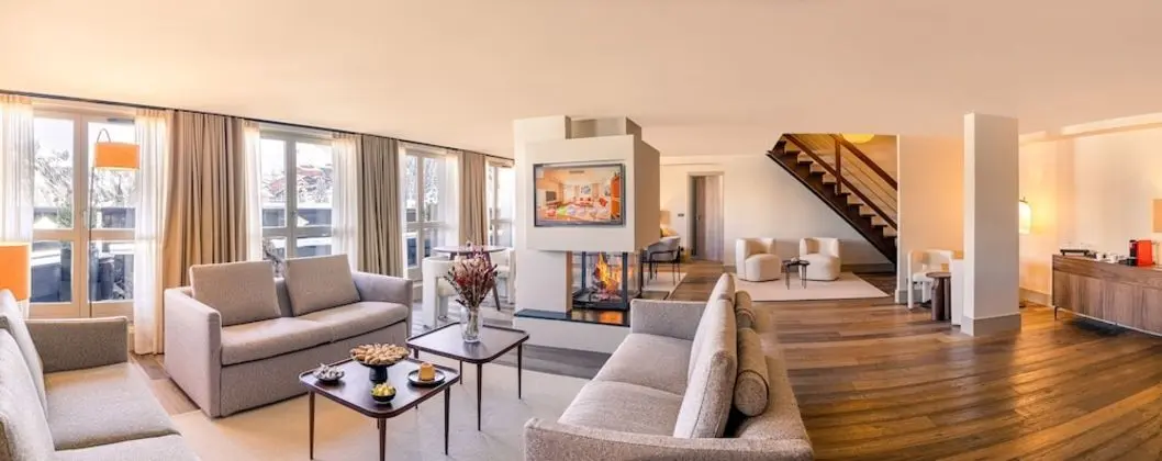 Çatı Katı Süiti (Penthouse), Engellilere Uygun, Dağ Manzaralı
