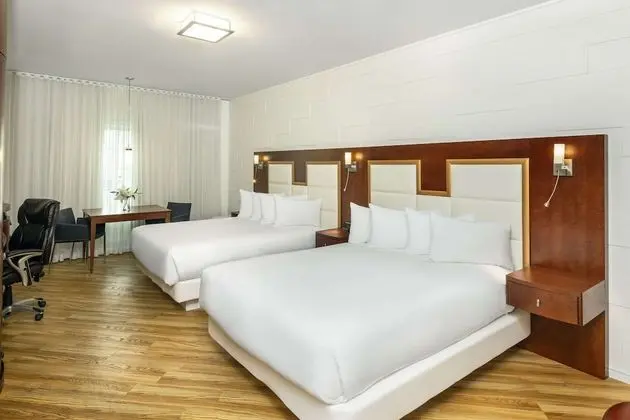 Deluxe Oda (Two Queen Beds)