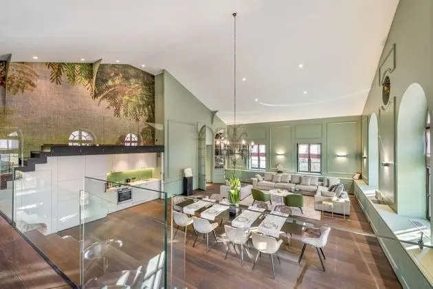 Luxury Çatı Katı Süiti (Penthouse)