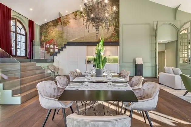 Luxury Çatı Katı Süiti (Penthouse)