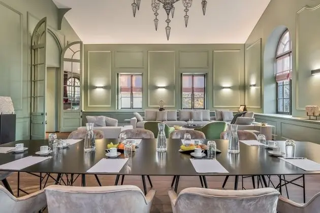 Luxury Çatı Katı Süiti (Penthouse)