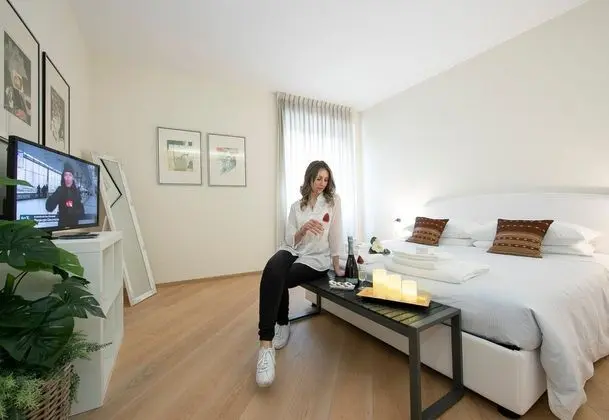 Honeymoon Oda, 1 En Büyük (King) Boy Yatak (Les Suites di Sara 5)