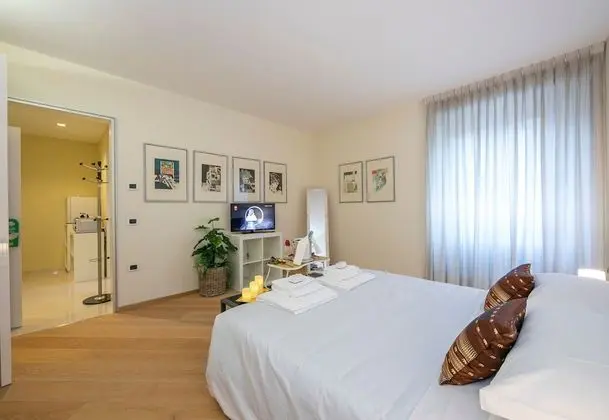 Honeymoon Oda, 1 En Büyük (King) Boy Yatak (Les Suites di Sara 5)