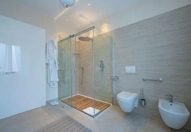 Honeymoon Oda, 1 En Büyük (King) Boy Yatak (Les Suites di Sara 5)