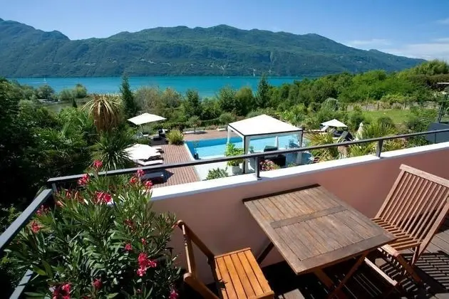 Confort Double Room, vue lac, terrasse
