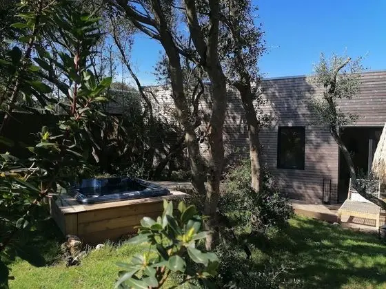 Superior Süit, Sıcak Su Havuzu