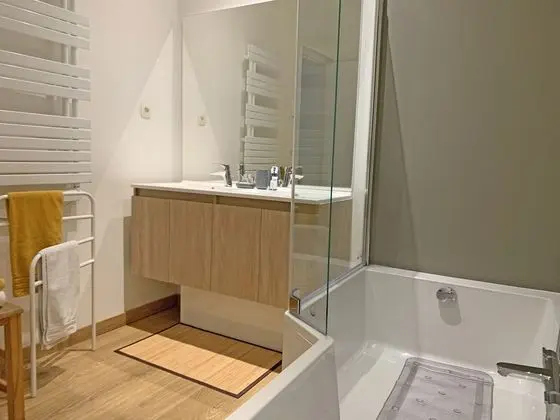 Comfort Üç Kişilik Oda, Bahçe Manzaralı