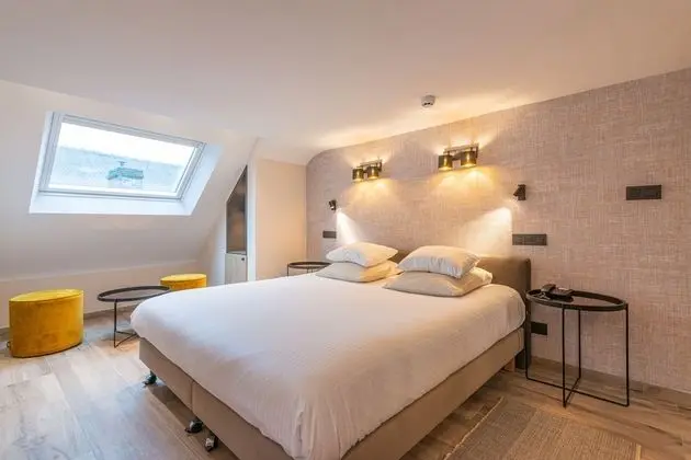 Tek Büyük veya İki Ayrı Yataklı Oda