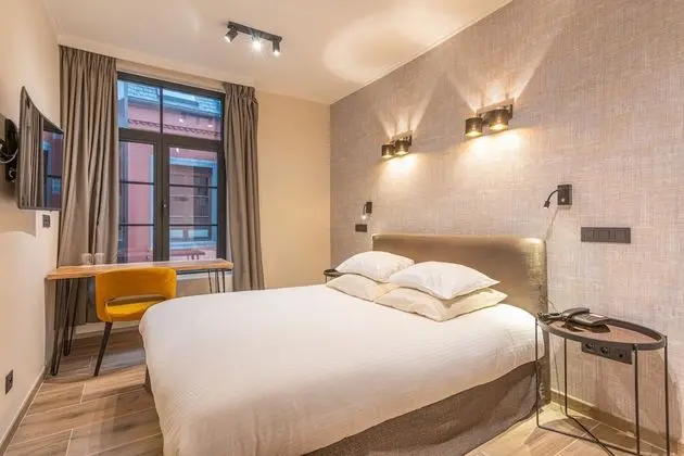 Tek Büyük veya İki Ayrı Yataklı Oda