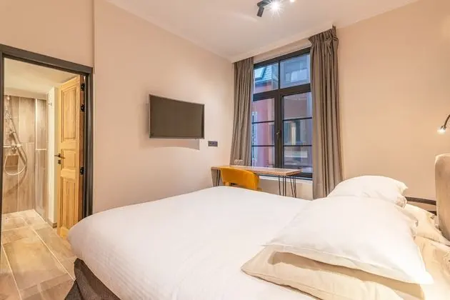 Tek Büyük veya İki Ayrı Yataklı Oda