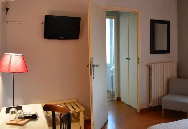 Superior Tek Büyük Yataklı Oda (2)
