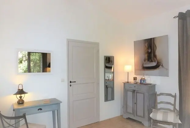 Superior Oda, 1 En Büyük (King) Boy Yatak, Havuz Kullanımı, Zemin Kat