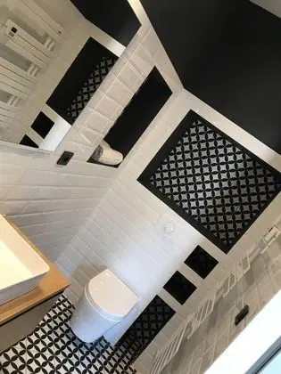 Standard Apart Daire, Balkon (402)