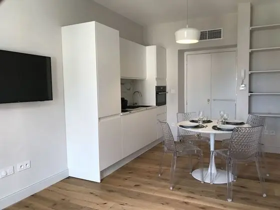 Superior Apart Daire, Balkon (401)