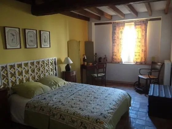 Tek Büyük veya İki Ayrı Yataklı Oda, Sigara İçilmez