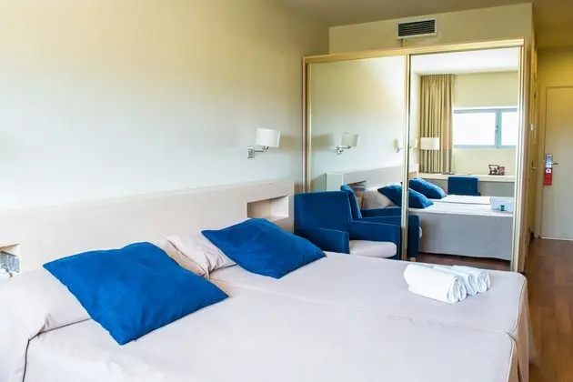 Çift ​​kişilik Superior