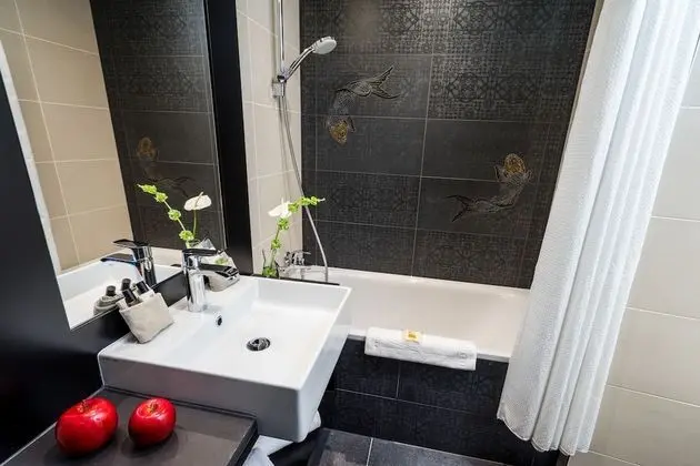 Traditional Tek Büyük veya İki Ayrı Yataklı Oda, 1 Yatak Odası