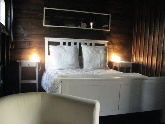 Tek Büyük Yataklı Oda (Cabane en Bois)