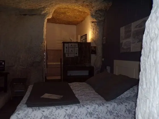 Tek Büyük Yataklı Oda (La Chambre du Pressoir)