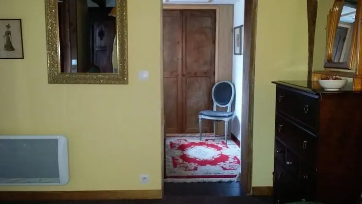 Deluxe Tek Büyük Yataklı Oda, Avlu Manzaralı (Victoria)