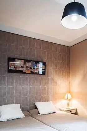 Club Tek Büyük Yataklı Oda